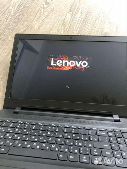 Ноутбук lenovo