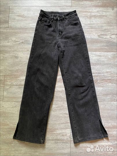 Джинсы с разрезами по бокам женские