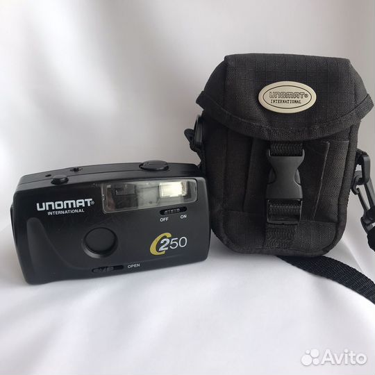 Плёночный фотоаппарат Unomat