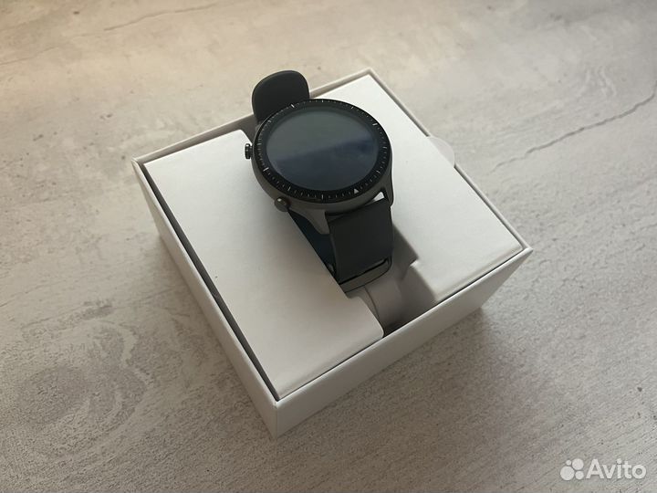 Смарт часы amazfit GTR 2e