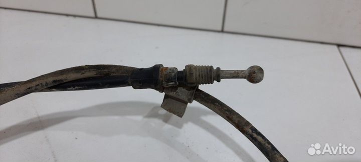 Трос стояночного тормоза левый (Chery Tiggo 2)