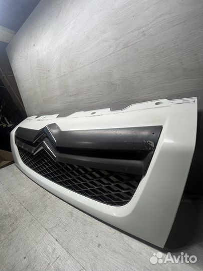 Решетка радиатора Ситроен Джампер 250