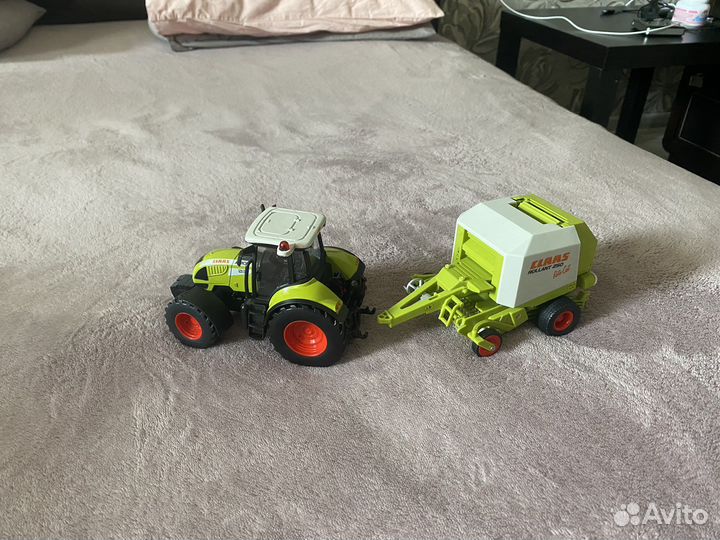 Трактор игрушка claas 540 комбайн rollant 250