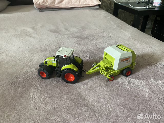 Трактор игрушка claas 540 комбайн rollant 250
