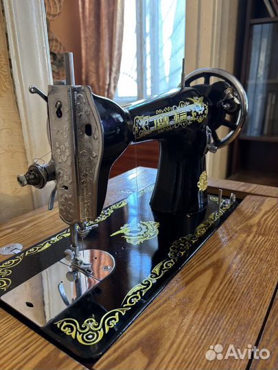 Швейная машина Ying lun