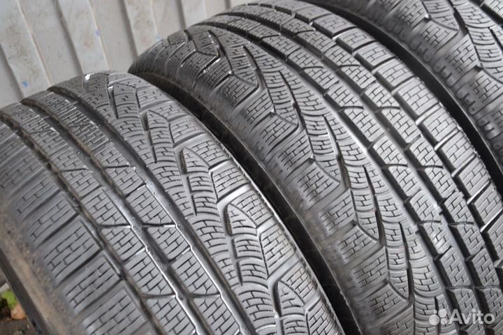 Pirelli Winter Sottozero 210 Serie II 225/50 R17 94H