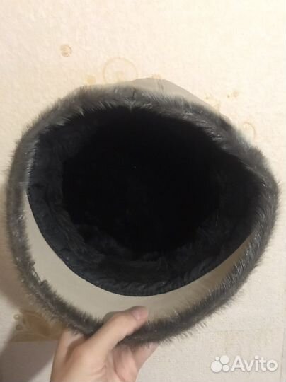 Берет женский кожаный