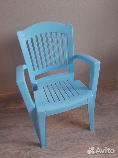 Подставка для детей и стульчик детский