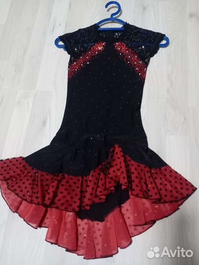 Платье для фигурного катания