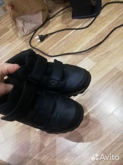 Утеплённые ботинки на мальчика
