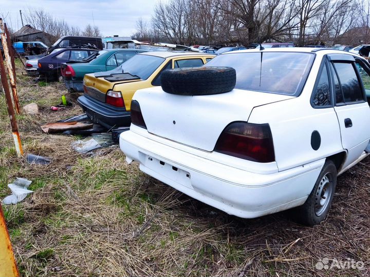 Фонари задние на daewoo nexia