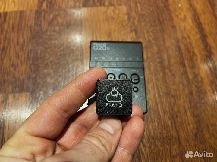 Вспышка LightPix Labs FlashQ Q20II