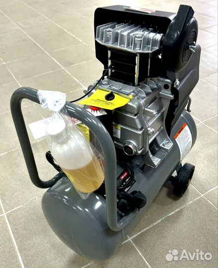 Компрессор воздушный P.I.T PAC24-C,24л,1500Вт,8бар