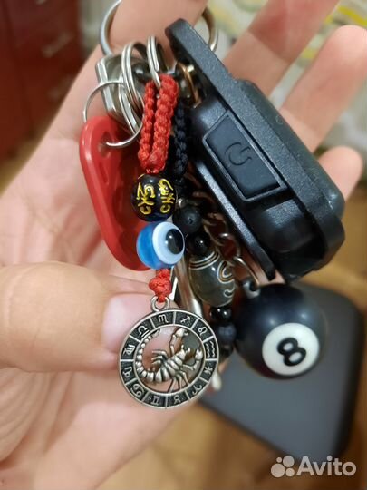 Брелочки