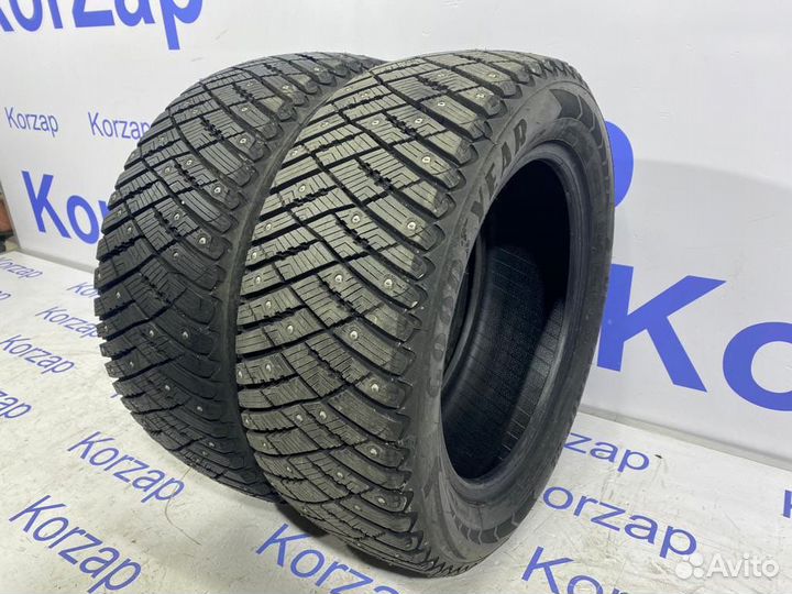 Goodyear Ultragrip Ice Arctic 215/55 R16 97T