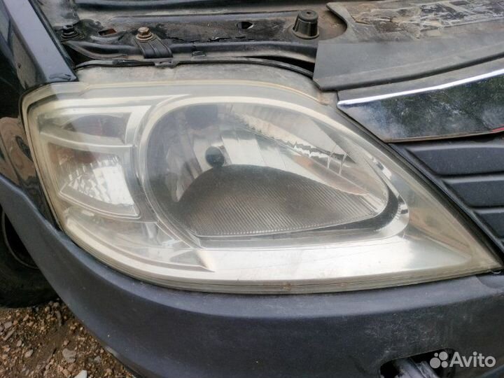 Фара передняя левая Renault Logan седан 1.6 K7M