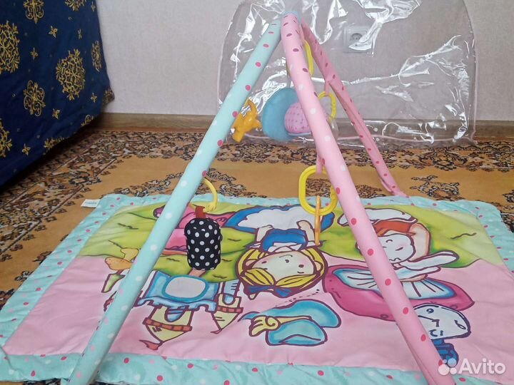 Развивающий коврик