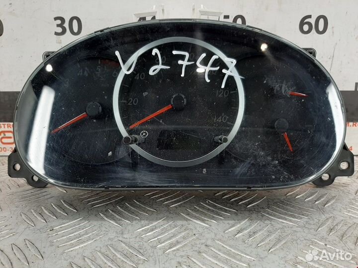 Щиток приборов (приборная панель) Mazda B-Series