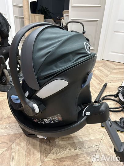 Детское автокресло Cybex Aton M + база izofix