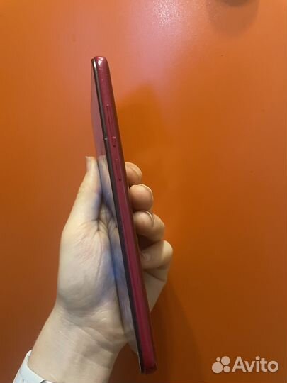 Xiaomi Redmi 8, 3/32 ГБ