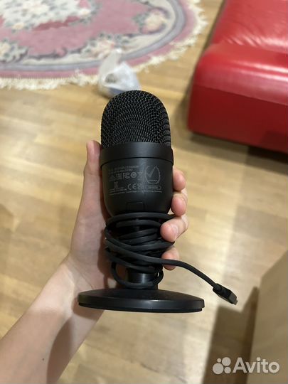 Микрофон Razer Seiren Mini черный