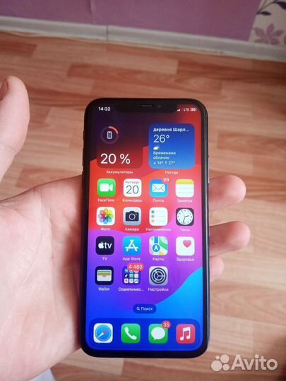 iPhone Xs, 64 ГБ