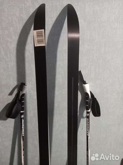 Комплект лыж 