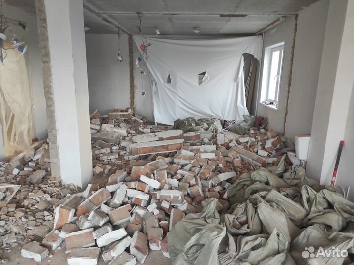 Демонтажные работы и вывоз мусора
