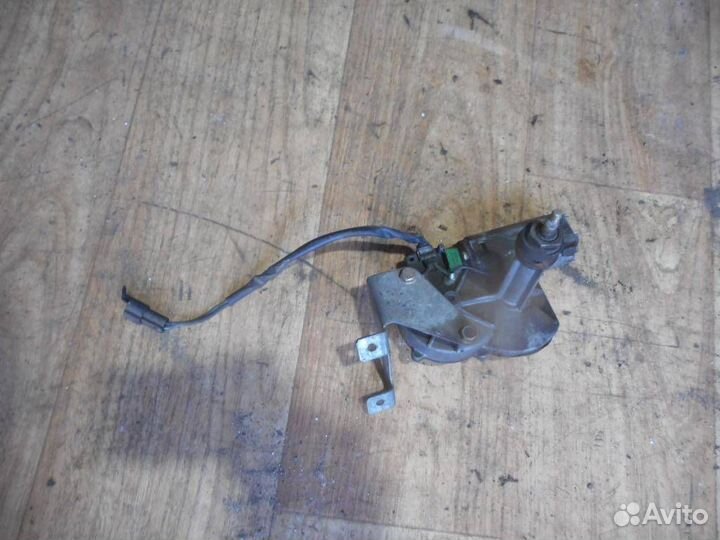 Моторчик стеклоочистителя задний Opel Astra F 199