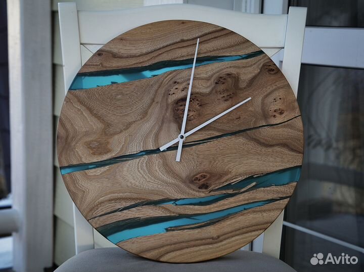 Часы из дерева, часы из массива, часы из смолы
