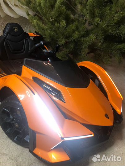 Детский автомобиль Lamborghini