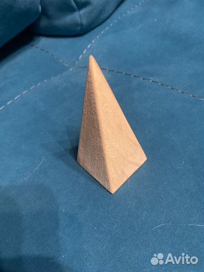 Пирамидки дизайнерские 10 см