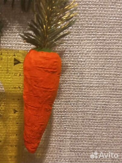 Новогодняя игрушка