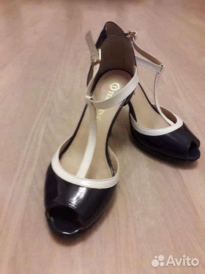 Босоножки Tervolina 37 новые