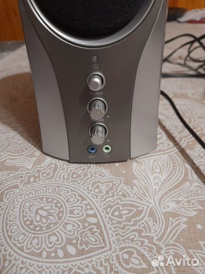 Колонки Genius SP-E200