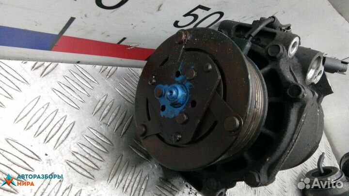 Компрессор кондиционера Mitsubishi Outlander 2