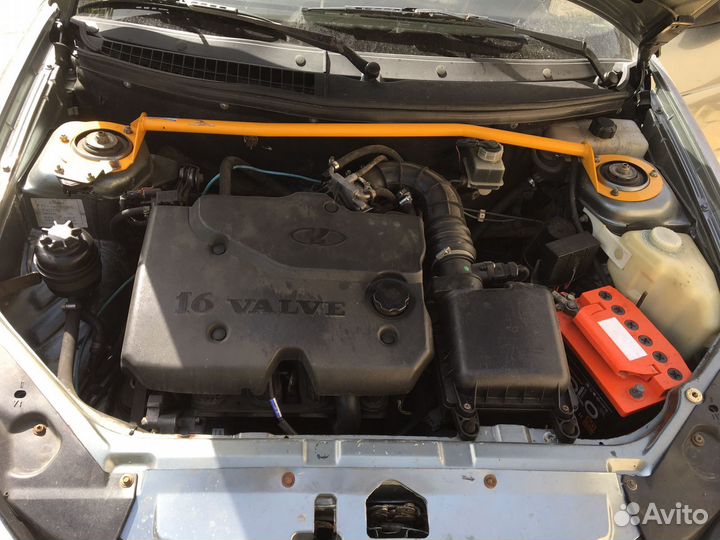 Капот на приору 2008