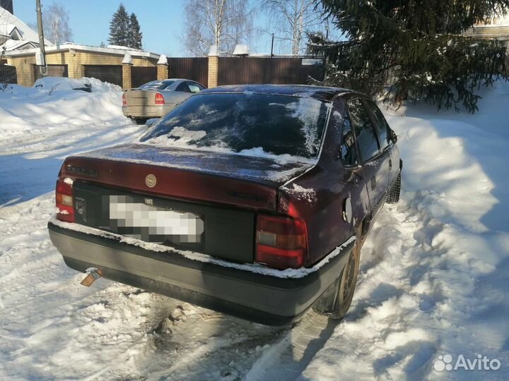 Opel Vectra A в разбор