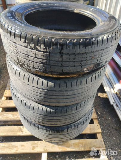 Шины Nokian 235 65 17 летние бу