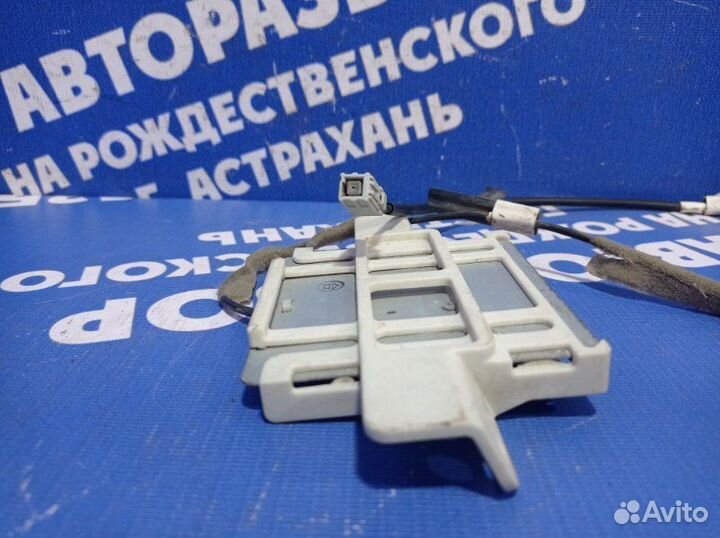 Антенна Toyota Highlander внедорожник 2GR-FE 2012