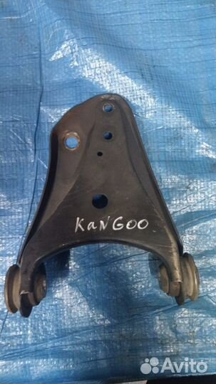 Рычаг передней подвески правый Renault Kangoo KC