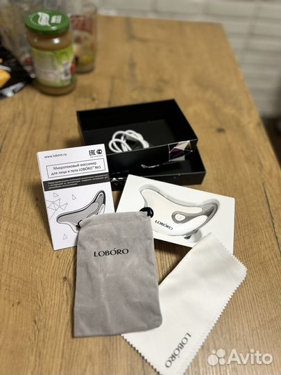 Микротоковый массажер для лица Lorobo