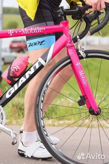 Шоссейный велосипед Giant TCR Advanced T-Mobile