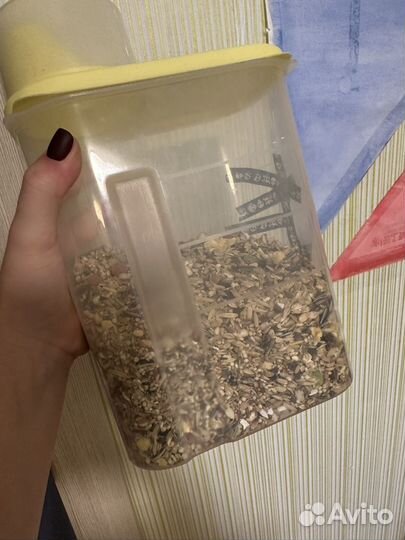 Лакомства и корм для крысок