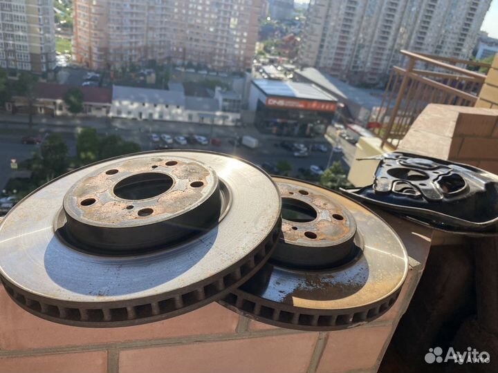 Lexus тормозные диски