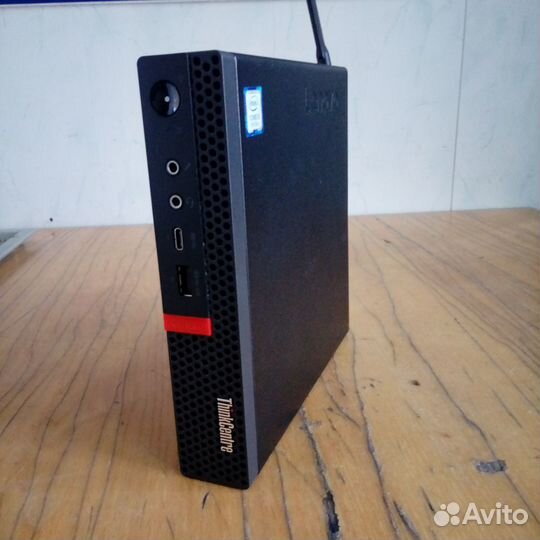 Модульный моноблок 22 Lenovo на Core i3-8100