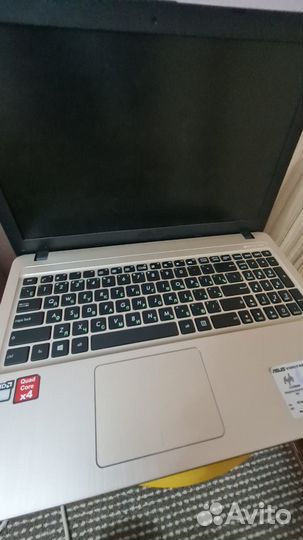 Ноутбук asus