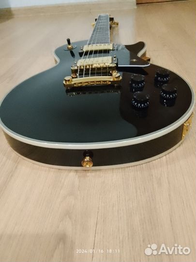 Электро гитара