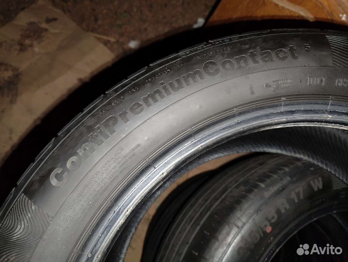 Continental ContiPremiumContact 5 215/55 R17 94W