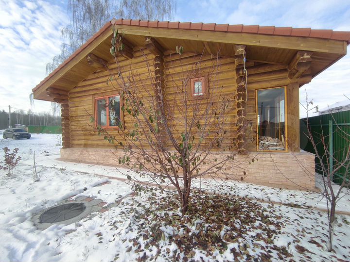 Дом 92 м² на участке 8,5 сот.